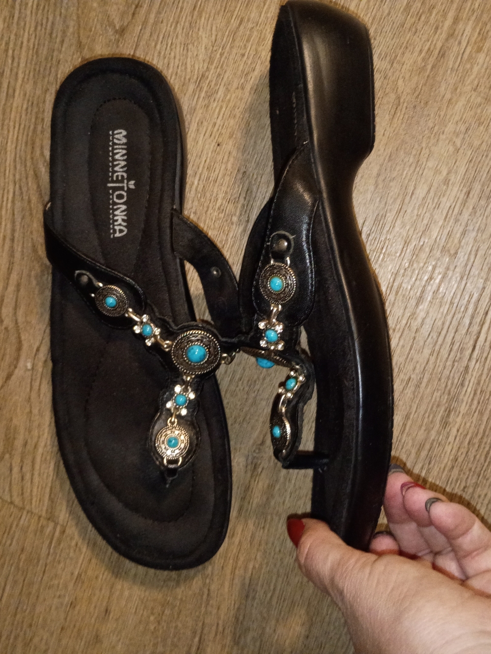 Minnetonka Black Sandals With Turquoise Beads